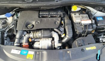 Peugeot 2008 | FWD (przód) | Manualna | 100 KM | Biały full