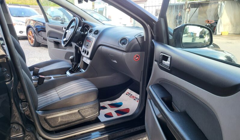 Ford Focus | FWD (przód) | Manualna | 101 KM | Czarny full