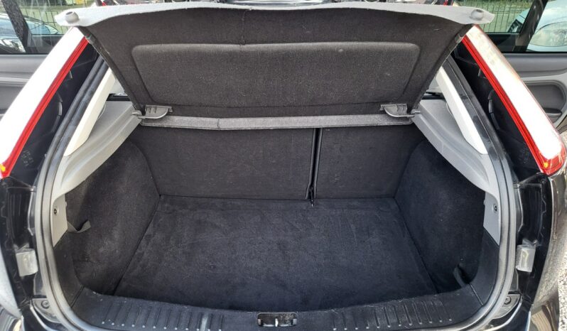 Ford Focus | FWD (przód) | Manualna | 101 KM | Czarny full