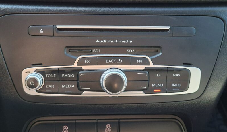 Audi Q3 | FWD (przód) | Manualna | 150 KM | Niebieski full