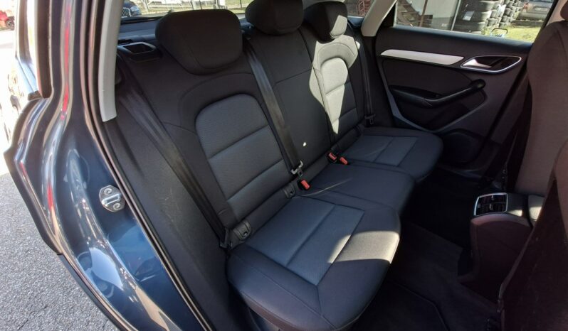 Audi Q3 | FWD (przód) | Manualna | 150 KM | Niebieski full