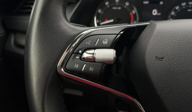 Skoda Octavia | FWD (przód) | Manualna | 150 KM | Srebrny full