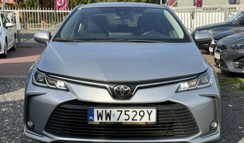 Toyota Corolla | FWD (przód) | Automatyczna | 125 KM | Srebrny full