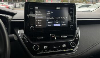 Toyota Corolla | FWD (przód) | Automatyczna | 125 KM | Srebrny full
