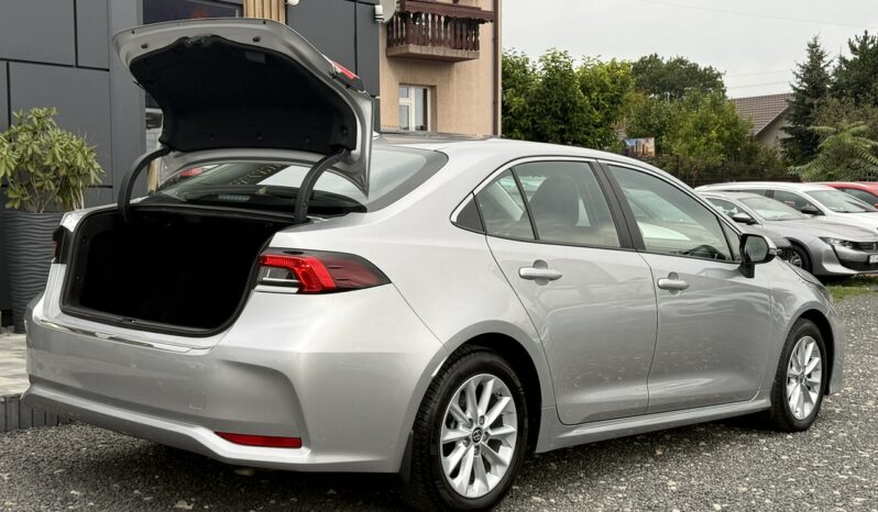 Toyota Corolla | FWD (przód) | Automatyczna | 125 KM | Srebrny full