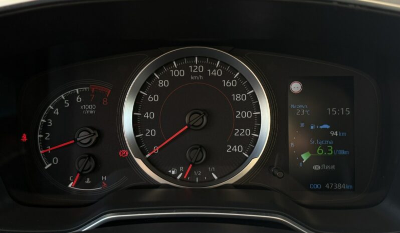 Toyota Corolla | FWD (przód) | Manualna | 125 KM | Biały full