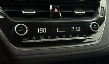 Toyota Corolla | FWD (przód) | Manualna | 125 KM | Biały full