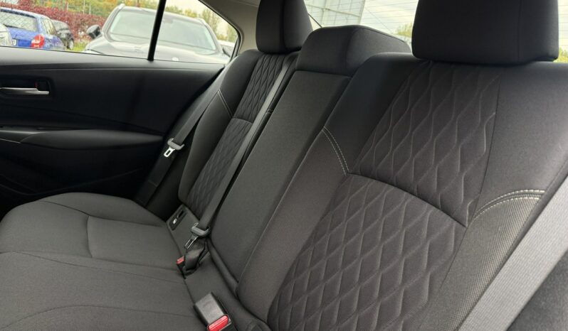 Toyota Corolla | FWD (przód) | Manualna | 125 KM | Biały full
