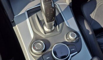 Alfa Romeo Stelvio | 4×4 (doł. automatycznie) | Automatyczna | 200 KM | Szary full