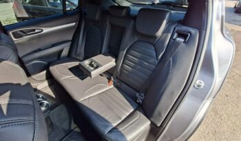 Alfa Romeo Stelvio | 4×4 (doł. automatycznie) | Automatyczna | 200 KM | Szary full
