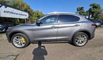 Alfa Romeo Stelvio | 4×4 (doł. automatycznie) | Automatyczna | 200 KM | Szary full