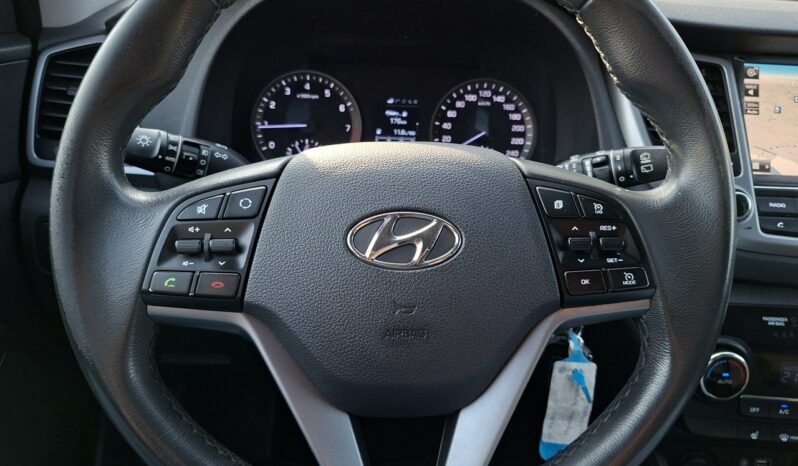 Hyundai Tucson | FWD (przód) | Manualna | 132 KM | Szary full