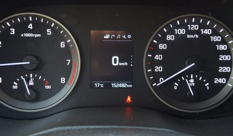 Hyundai Tucson | FWD (przód) | Manualna | 132 KM | Szary full