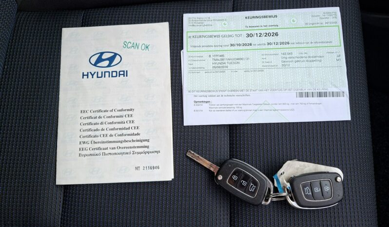 Hyundai Tucson | FWD (przód) | Manualna | 132 KM | Szary full