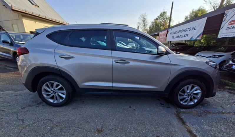 Hyundai Tucson | FWD (przód) | Manualna | 132 KM | Szary full