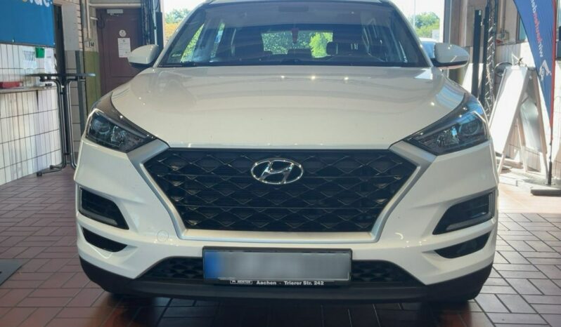 Hyundai Tucson | FWD (przód) | Manualna | 132 KM | Biały full