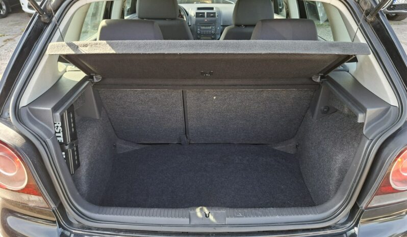 Volkswagen Polo | FWD (przód) | Manualna | 70 KM | Czarny full
