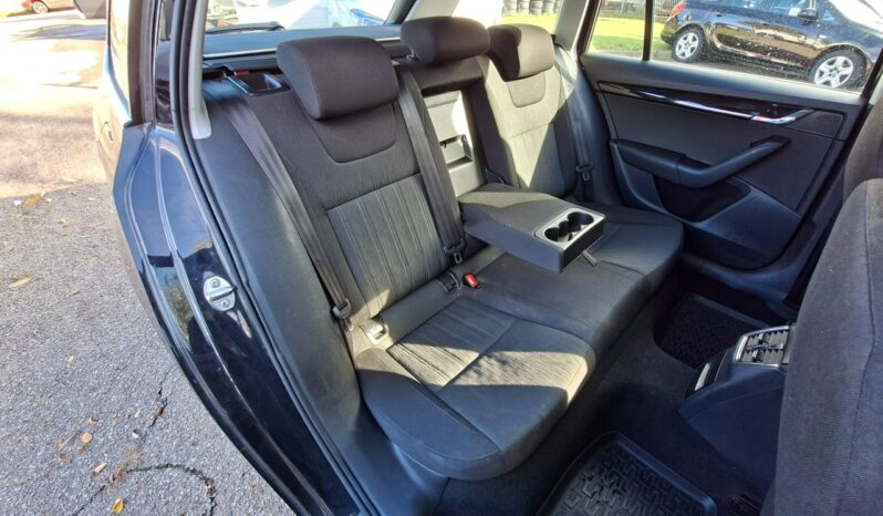 Skoda Octavia | FWD (przód) | Manualna | 150 KM | Czarny full
