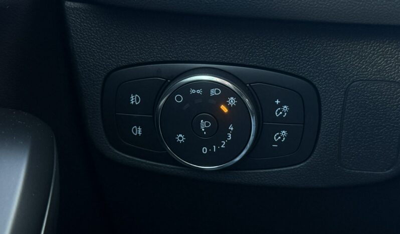 Ford Focus | FWD (przód) | Automatyczna | 115 KM | Srebrny full