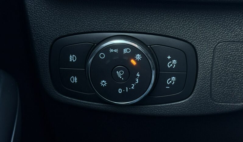 Ford Focus | FWD (przód) | Automatyczna | 115 KM | Granatowy full