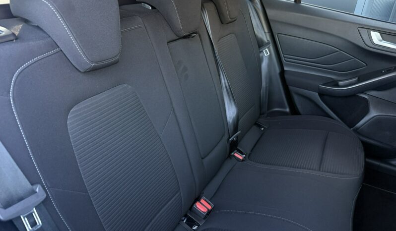 Ford Focus | FWD (przód) | Automatyczna | 115 KM | Granatowy full