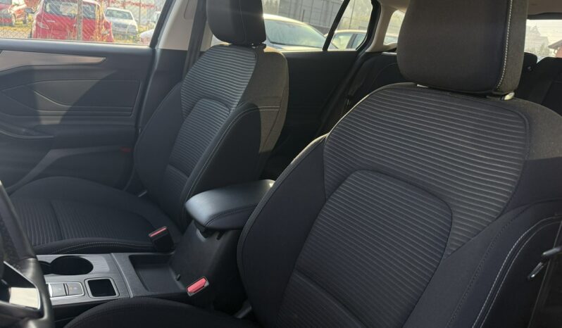 Ford Focus | FWD (przód) | Automatyczna | 115 KM | Czarny full