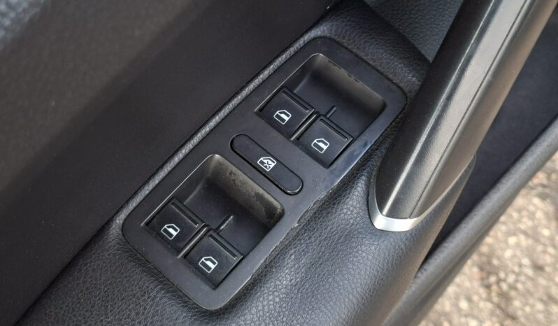 Volkswagen Passat | FWD (przód) | Automatyczna | 174 KM | Szary full