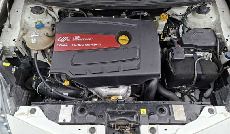 Alfa Romeo Giulietta | FWD (przód) | Manualna | 235 KM | Biały full
