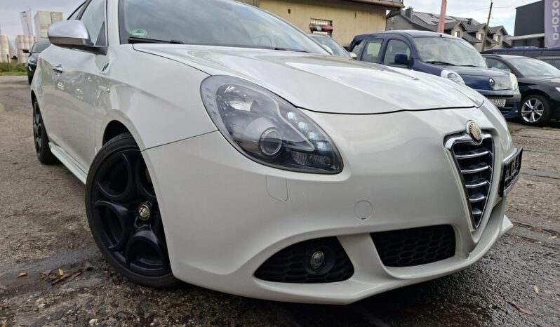 Alfa Romeo Giulietta | FWD (przód) | Manualna | 235 KM | Biały full