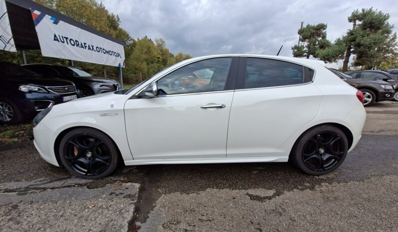 Alfa Romeo Giulietta | FWD (przód) | Manualna | 235 KM | Biały full