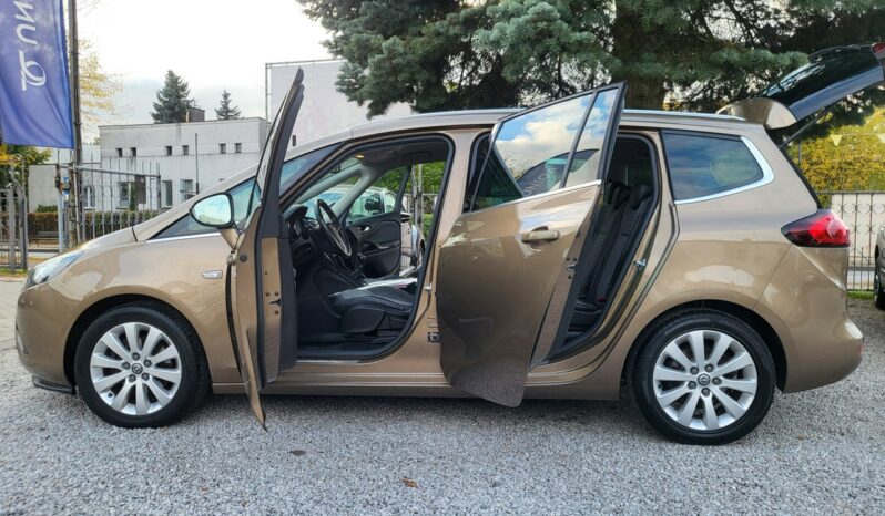 Opel Zafira | FWD (przód) | Manualna | 140 KM | Brązowy full