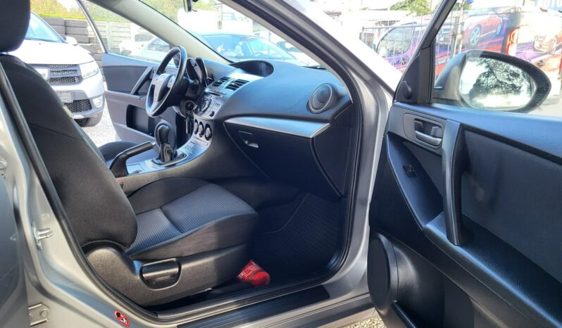 Mazda 3 | FWD (przód) | Manualna | 105 KM | Szary full