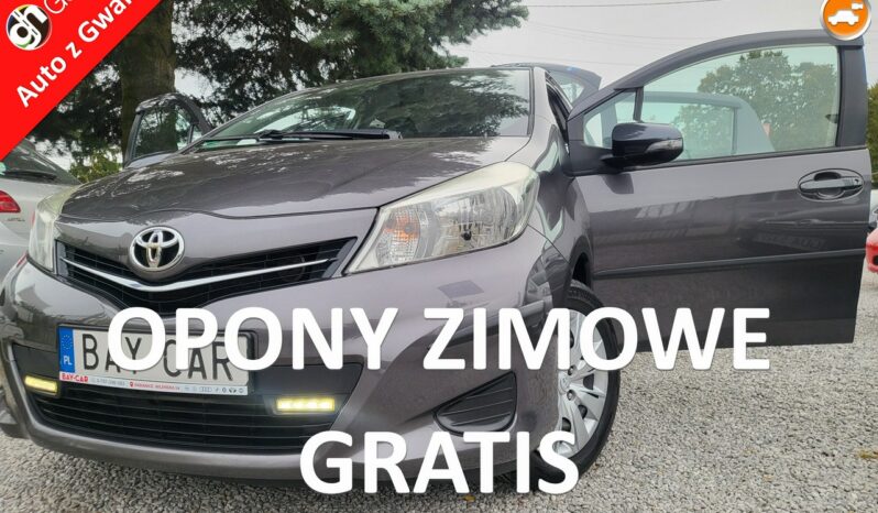 Toyota Yaris | Fwd (Przód) | Manualna | 70 Km | Szary