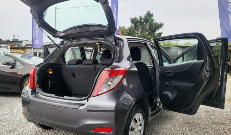 Toyota Yaris | FWD (przód) | Manualna | 70 KM | Szary full