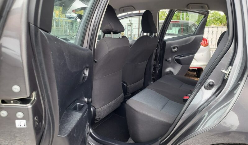 Toyota Yaris | FWD (przód) | Manualna | 70 KM | Szary full
