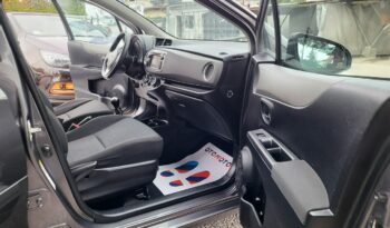 Toyota Yaris | FWD (przód) | Manualna | 70 KM | Szary full