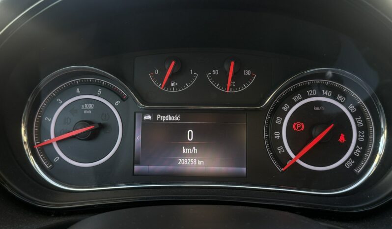 Opel Insignia | FWD (przód) | Manualna | 130 KM | Czarny full