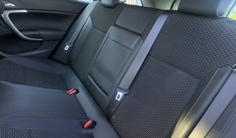 Opel Insignia | FWD (przód) | Manualna | 130 KM | Czarny full