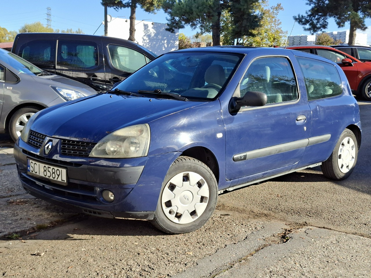 Renault Clio | Fwd (Przód) | Manualna | 60 Km | Niebieski