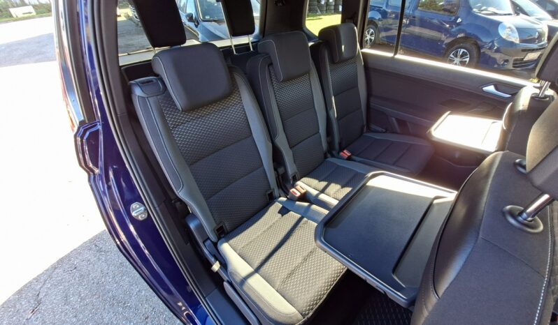 Volkswagen Touran | FWD (przód) | Automatyczna | 150 KM | Niebieski full
