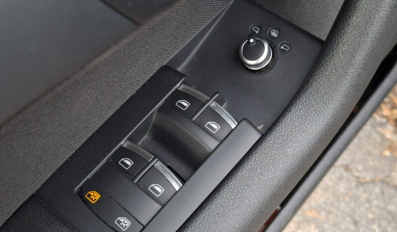Audi A3 Sportback | FWD (przód) | Manualna | 105 KM | Brązowy full