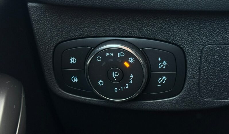 Ford Focus | FWD (przód) | Automatyczna | 115 KM | Granatowy full