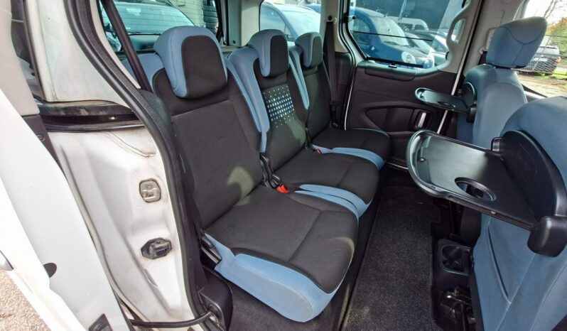 Citroën Berlingo | FWD (przód) | Manualna | 98 KM | Biały full