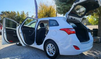 Hyundai i30 | FWD (przód) | Manualna | 110 KM | Biały full