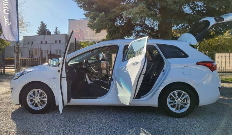 Hyundai i30 | FWD (przód) | Manualna | 110 KM | Biały full