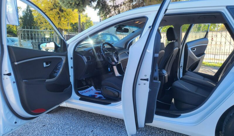 Hyundai i30 | FWD (przód) | Manualna | 110 KM | Biały full