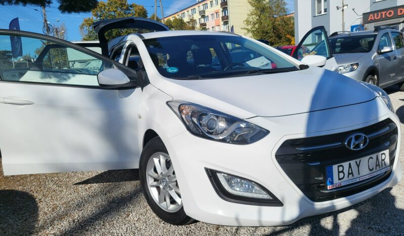 Hyundai i30 | FWD (przód) | Manualna | 110 KM | Biały full