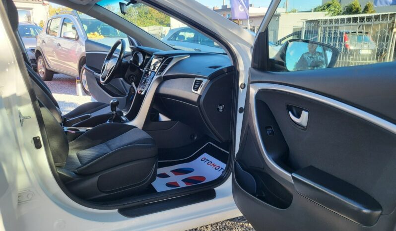 Hyundai i30 | FWD (przód) | Manualna | 110 KM | Biały full