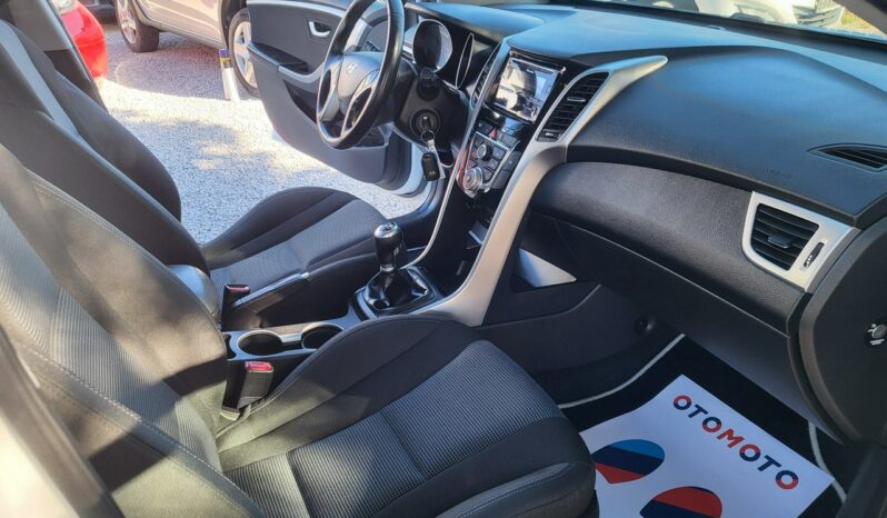 Hyundai i30 | FWD (przód) | Manualna | 110 KM | Biały full