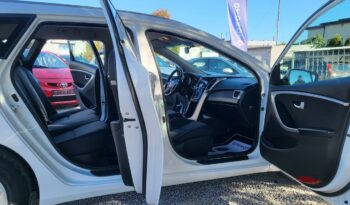 Hyundai i30 | FWD (przód) | Manualna | 110 KM | Biały full